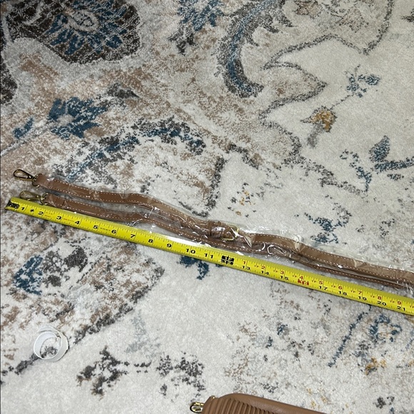 Anthropologie Tan Women's Crossbody Bag with changable straps - Picture 10 of 11